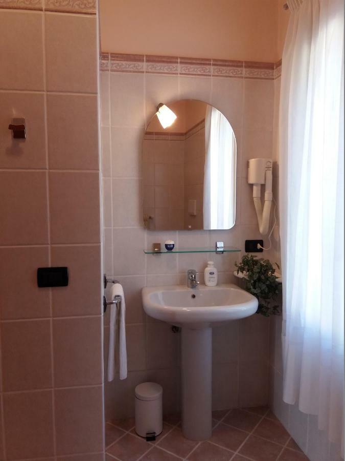B&B La Palanca Revine Lago Exterior photo